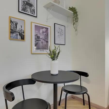 Granaria Calm & Elegant - Prime Location & Bathtub By Downtown Gdansk